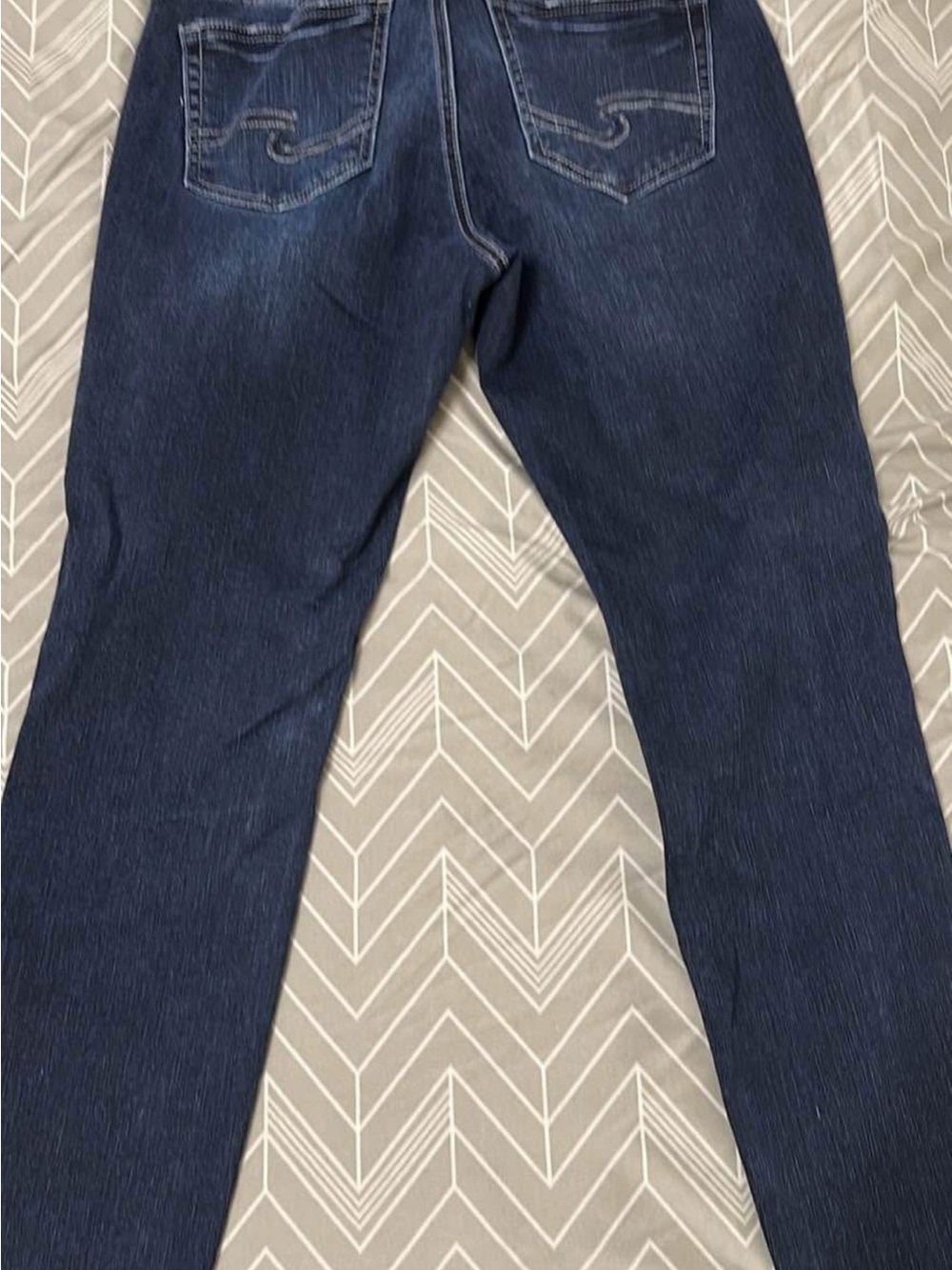 Silver Jeans Suki Skinny Jeans in Dark Blue Wash